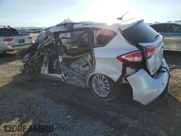 ✅ 2017 Ford C-Max SE • VIN: 1FADP5AU0HL105620 • Lot: 86896315. Wystawiony na Copart z przebiegiem Nie podano. Bezpłatny archiwum sprzedaży aukcyjnych z USA i szczegółowy raport historii pojazdu na DreamBid. Zdjęcie 2.