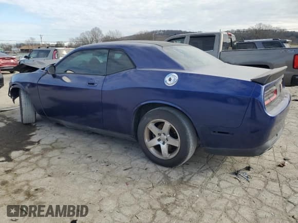 ✅ 2010 Dodge Challenger SE • VIN: 2B3CJ4DV4AH322646 • Lot: 86696424. Wystawiony na Copart z przebiegiem 173 046 mil. Bezpłatny archiwum sprzedaży aukcyjnych z USA i szczegółowy raport historii pojazdu na DreamBid. Zdjęcie 2.