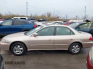 ✅ 2000 Honda Accord EX • VIN: 1HGCG1651YA059843 • Lot: 43712464. Listed on IAAI with 116,366 mi. Free auction sales archive from the USA and detailed vehicle history report at DreamBid. Image 14.