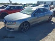 ✅ 2011 Audi A5 Premium Plus • VIN: WAULFAFR7BA044904 • Lot: 43503438. Wystawiony na IAAI z przebiegiem 124 943 mil. Bezpłatny archiwum sprzedaży aukcyjnych z USA i szczegółowy raport historii pojazdu na DreamBid. Zdjęcie 2.