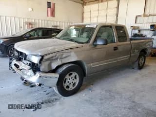 ✅ 2003 Chevrolet Silverado 1500 LS • VIN: 2GCEC19T731136800 • Lot: 82684545. Listed on Copart with 247,988 mi. Free auction sales archive from the USA and detailed vehicle history report at DreamBid. Image 1.