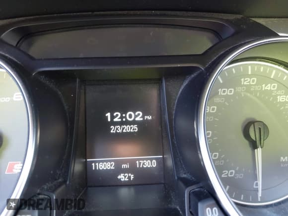 ✅ 2012 Audi S5 Premium Plus • VIN: WAUCVAFR1CA003754 • Lot: 41492517. Wystawiony na IAAI z przebiegiem 116 082 mil. Bezpłatny archiwum sprzedaży aukcyjnych z USA i szczegółowy raport historii pojazdu na DreamBid. Zdjęcie 15.