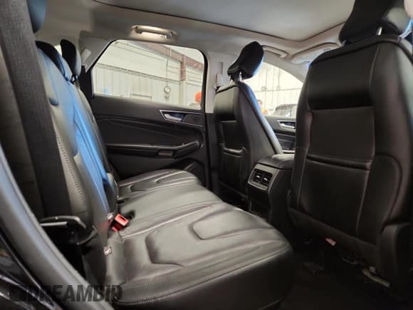 ✅ 2020 Ford Edge Titanium • VIN: 2FMPK4K91LBA31879 • Lot: 92011495. Wystawiony na Copart z przebiegiem 108 706 mil. Bezpłatny archiwum sprzedaży aukcyjnych z USA i szczegółowy raport historii pojazdu na DreamBid. Zdjęcie 11.