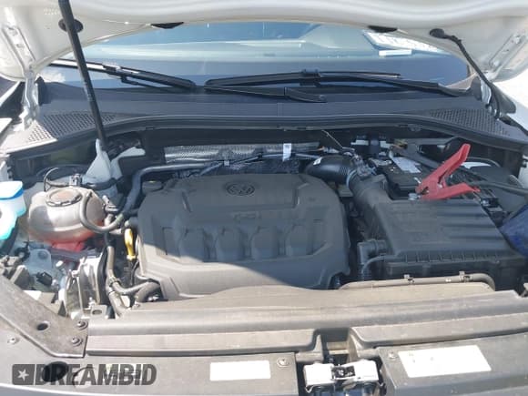 ✅ 2024 Volkswagen Tiguan SE R-Line Black • VIN: 3VV8B7AX6RM058451 • Lot: 42562255. Wystawiony na IAAI z przebiegiem 14 890 mil. Bezpłatny archiwum sprzedaży aukcyjnych z USA i szczegółowy raport historii pojazdu na DreamBid. Zdjęcie 10.