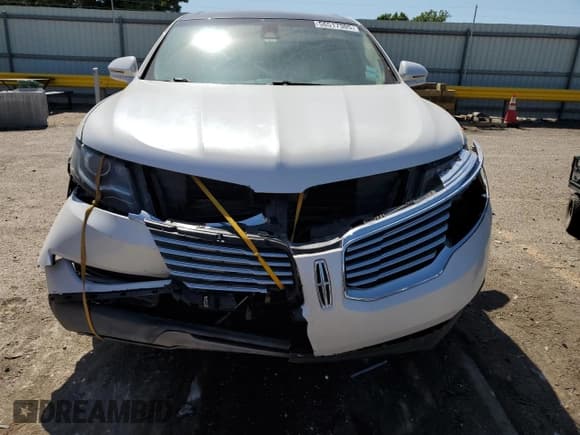 ✅ 2016 Lincoln MKX Select • VIN: 2LMTJ8KR3GBL74938 • Lot: 56517305. Listed on Copart with 101,716 mi. Free auction sales archive from the USA and detailed vehicle history report at DreamBid. Image 5.