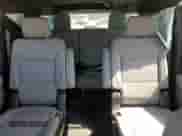 2024 Chevrolet Suburban LT z VIN 1GNSCCKD2RR318591, wystawiony jako Copart lot #52626655 z przebiegiem 6 658 mil mil oraz Szkoda całkowita • Salvage title. Historia ofert i sprzedaży dostępna na DreamBid. Obrazek 10.