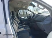 ✅ 2016 Ford Transit Cargo • VIN: 1FTYR1YM1GKB55452 • Lot: 41850416. Wystawiony na IAAI z przebiegiem 91 973 mil. Bezpłatny archiwum sprzedaży aukcyjnych z USA i szczegółowy raport historii pojazdu na DreamBid. Zdjęcie 5.