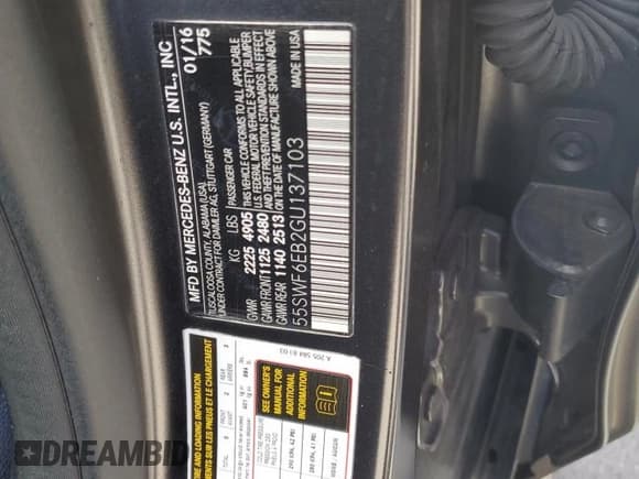 ✅ 2016 Mercedes-Benz C 450 AMG • VIN: 55SWF6EB2GU137103 • Lot: 86070095. Wystawiony na Copart z przebiegiem 180 871 mil. Bezpłatny archiwum sprzedaży aukcyjnych z USA i szczegółowy raport historii pojazdu na DreamBid. Zdjęcie 12.