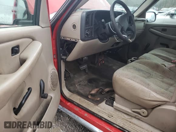 ✅ 2005 Chevrolet Silverado 1500 Work Truck • VIN: 1GCEC14X45Z152487 • Лот: 80752654. Опубликован ранее на Copart с пробегом Не указан. Бесплатный доступ к архиву аукционных продаж из США и подробный отчёт об истории автомобиля на DreamBid. Изображение 8.