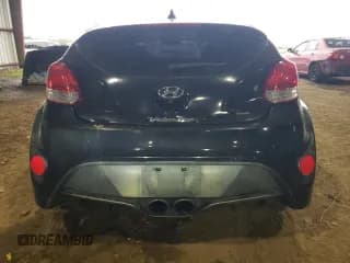 ✅ 2016 Hyundai Veloster Turbo R-Spec • VIN: KMHTC6AE3GU300793 • Lot: 85054374. Wystawiony na Copart z przebiegiem 123 261 mil. Bezpłatny archiwum sprzedaży aukcyjnych z USA i szczegółowy raport historii pojazdu na DreamBid. Zdjęcie 6.