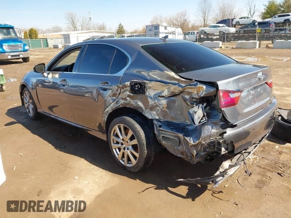 ✅ 2013 Lexus GS 350 • VIN: JTHBE1BL2D5003822 • Lot: 41801692. Listed on IAAI with 151,304 mi. Free auction sales archive from the USA and detailed vehicle history report at DreamBid. Image 3.
