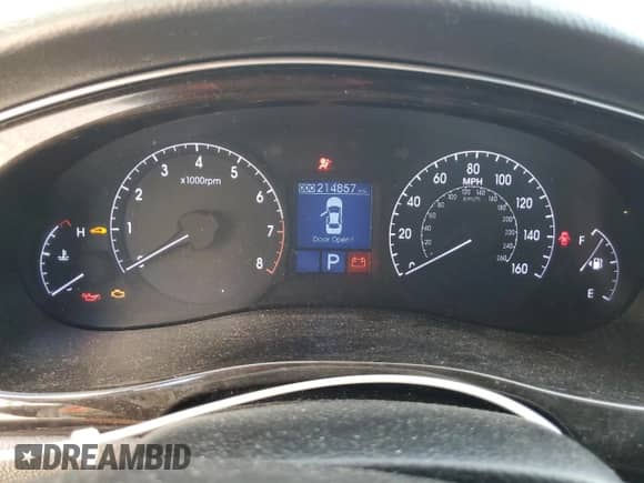 2013 Hyundai Genesis 3.8L z VIN KMHGC4DD6DU209103, wystawiony jako Copart lot #76821794 z przebiegiem 214 857 mil mil oraz Czysty tytuł • Clean title. Historia ofert i sprzedaży dostępna na DreamBid. Obrazek 9.