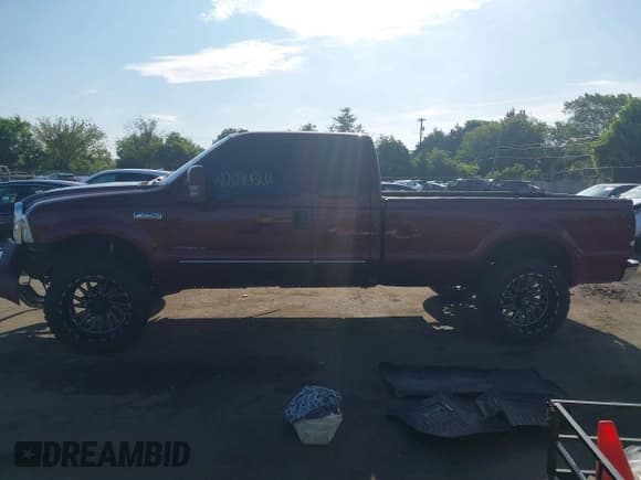 ✅ 1999 Ford F-250 XL • VIN: 1FTNX21F9XED80808 • Lot: 42694211. Listed on IAAI with 286,291 mi. Free auction sales archive from the USA and detailed vehicle history report at DreamBid. Image 14.