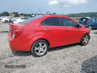 ✅ 2015 Chevrolet Sonic LTZ • VIN: 1G1JE5SB6F4122552 • Лот: 64315074. Размещён на Copart с пробегом 167 409 миль миль. Получите бесплатный доступ к архиву аукционных продаж из США и посмотрите подробный отчёт об истории автомобиля на DreamBid. Изображение 3.