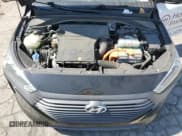 ✅ 2019 Hyundai Ioniq Blue • VIN: KMHC65LC5KU155326 • Lot: 70812844. Wystawiony na Copart z przebiegiem 94 976 mil. Bezpłatny archiwum sprzedaży aukcyjnych z USA i szczegółowy raport historii pojazdu na DreamBid. Zdjęcie 11.