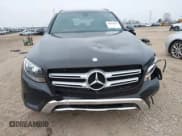 ✅ 2017 Mercedes-Benz GLC 300 • VIN: WDC0G4KB7HF176838 • Lot: 40956814. Wystawiony na IAAI z przebiegiem 132 201 mil. Bezpłatny archiwum sprzedaży aukcyjnych z USA i szczegółowy raport historii pojazdu na DreamBid. Zdjęcie 12.
