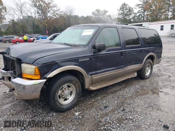 ✅ 2000 Ford Excursion Limited • VIN: 1FMNU42S0YEC70159 • Лот: 40918396. Опубликован ранее на IAAI с пробегом 168 564 миль. Бесплатный доступ к архиву аукционных продаж из США и подробный отчёт об истории автомобиля на DreamBid. Изображение 2.