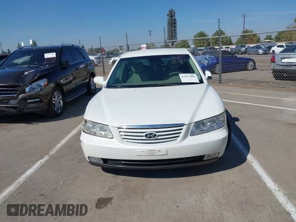 2007 Hyundai Azera GLS с VIN KMHFC46D37A192159, выставлен на аукционе IAAI как лот 43475606 с пробегом 117 432 миль миль и . История ставок и продаж доступна на DreamBid. Изображение 12.