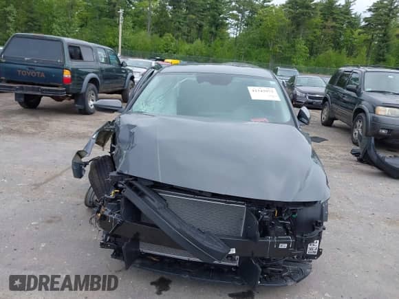 2024 Hyundai Elantra SE with VIN KMHLL4DG9RU810750, listed as a IAAI auction lot 42343973 with 8,414 mi miles and . Bid and sale history available at DreamBid. Image 6.