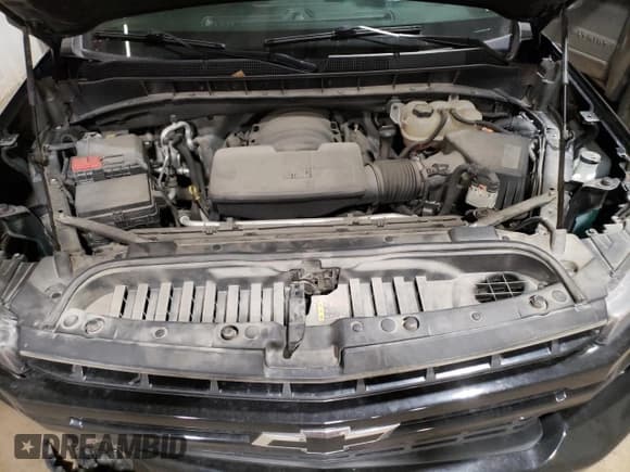 ✅ 2020 Chevrolet Silverado 1500 RST • VIN: 1GCUYEED0LZ110002 • Lot: 53970645. Listed on Copart with 84,156 mi. Free auction sales archive from the USA and detailed vehicle history report at DreamBid. Image 11.