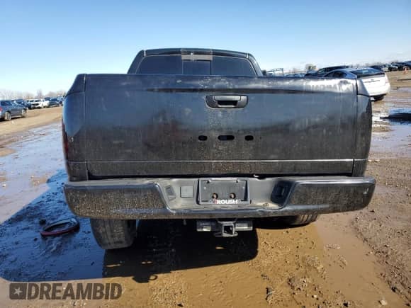 2005 Dodge 1500 SLT z VIN 1D7HA16D25J535578, wystawiony jako Copart lot #49976875 z przebiegiem 126 139 mil mil oraz Szkoda całkowita • Salvage title. Historia ofert i sprzedaży dostępna na DreamBid. Obrazek 6.