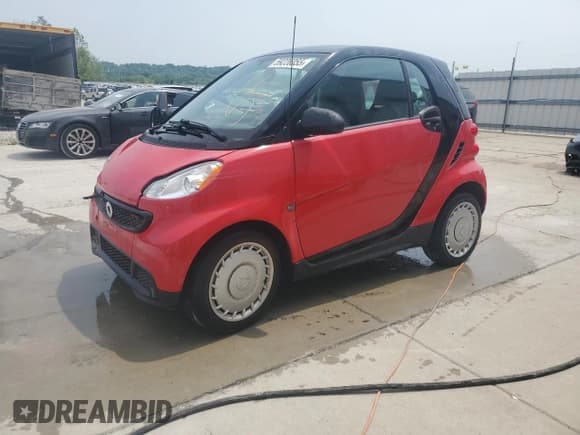 ✅ 2015 Smart fortwo Passion • VIN: WMEEJ3BA1FK798419 • Лот: 59226355. Опубликован ранее на Copart с пробегом 25 500 миль. Бесплатный доступ к архиву аукционных продаж из США и подробный отчёт об истории автомобиля на DreamBid. Изображение 1.