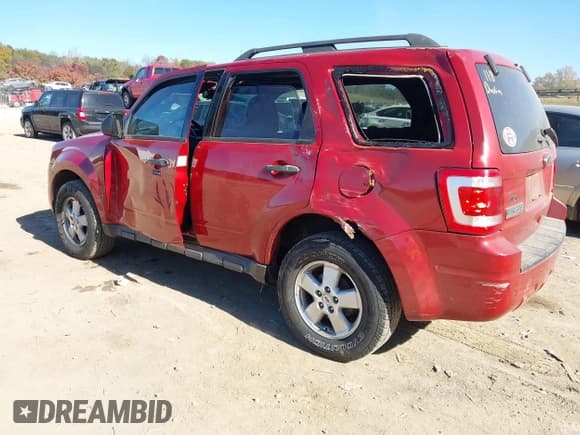 ✅ 2011 Ford Escape XLT • VIN: 1FMCU9DG9BKB12795 • Лот: 43713992. Опубликован ранее на IAAI с пробегом 144 770 миль. Бесплатный доступ к архиву аукционных продаж из США и подробный отчёт об истории автомобиля на DreamBid. Изображение 3.