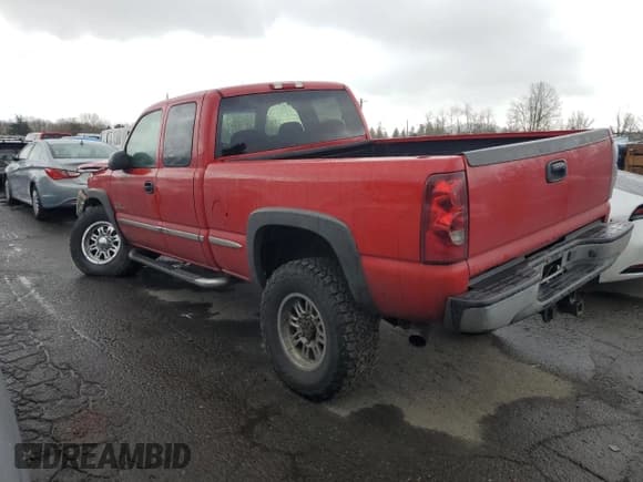 ✅ 2003 Chevrolet Silverado 2500HD LS • VIN: 1GCHK29G63E331956 • Lot: 47403935. Wystawiony na Copart z przebiegiem 207 222 mil. Bezpłatny archiwum sprzedaży aukcyjnych z USA i szczegółowy raport historii pojazdu na DreamBid. Zdjęcie 2.