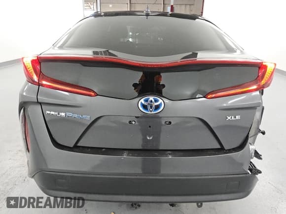 ✅ 2022 Toyota Prius LE • VIN: JTDKAMFPXN3218468 • Lot: 81363975. Listed on Copart with 36,428 mi. Free auction sales archive from the USA and detailed vehicle history report at DreamBid. Image 6.