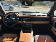 ✅ 2020 Land Rover Defender X • VIN: SALEXEEU7L2028423 • Lot: 87230695. Listed on Copart with 121,210 mi. Free auction sales archive from the USA and detailed vehicle history report at DreamBid. Image 7.