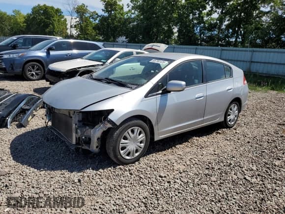 ✅ 2011 Honda Insight LX • VIN: JHMZE2H51BS011695 • Lot: 68750125. Listed on Copart with 7,375 mi. Free auction sales archive from the USA and detailed vehicle history report at DreamBid. Image 1.