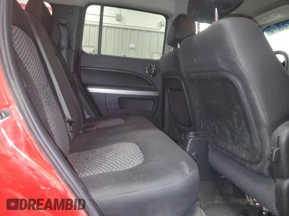 ✅ 2010 Chevrolet HHR 1LT • VIN: 3GNBABDB9AS590911 • Lot: 48250075. Listed on Copart with 113,607 mi. Free auction sales archive from the USA and detailed vehicle history report at DreamBid. Image 11.