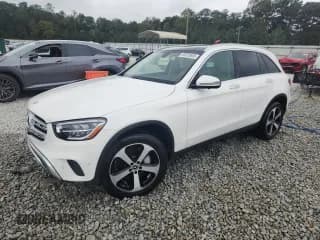 ✅ 2020 Mercedes-Benz GLC 300 • VIN: W1N0G8DB9LF865114 • Lot: 85555695. Wystawiony na Copart z przebiegiem 61 556 mil. Bezpłatny archiwum sprzedaży aukcyjnych z USA i szczegółowy raport historii pojazdu na DreamBid. Zdjęcie 1.