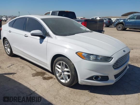 ✅ 2016 Ford Fusion SE • VIN: 1FA6P0HD5G5135183 • Lot: 43655651. Wystawiony na IAAI z przebiegiem 124 915 mil. Bezpłatny archiwum sprzedaży aukcyjnych z USA i szczegółowy raport historii pojazdu na DreamBid. Zdjęcie 1.