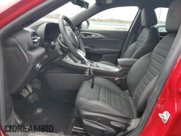 2023 Dodge Hornet GT z VIN ZACNDFAN4P3A01218, wystawiony jako Copart lot #53666195 z przebiegiem 12 059 mil mil oraz Czysty tytuł • Clean title. Historia ofert i sprzedaży dostępna na DreamBid. Obrazek 7.