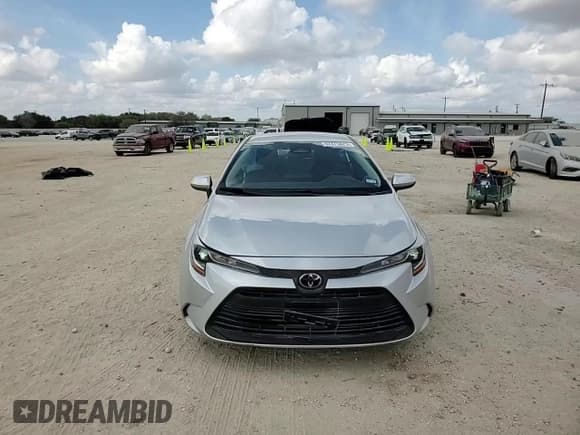 ✅ 2025 Toyota Corolla LE • VIN: 5YFB4MDE1SP270874 • Лот: 82475825. Опубликован ранее на Copart с пробегом 8 177 миль. Бесплатный доступ к архиву аукционных продаж из США и подробный отчёт об истории автомобиля на DreamBid. Изображение 13.