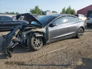 ✅ 2022 Tesla Model 3 Long Range • VIN: 5YJ3E1EB7NF249550 • Lot: 71538045. Wystawiony na Copart z przebiegiem Nie podano. Bezpłatny archiwum sprzedaży aukcyjnych z USA i szczegółowy raport historii pojazdu na DreamBid. Zdjęcie 1.