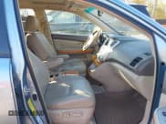 ✅ 2007 Lexus RX 350 • VIN: 2T2HK31U17C021614 • Лот: 43639776. Опубликован ранее на IAAI с пробегом 349 595 миль. Бесплатный доступ к архиву аукционных продаж из США и подробный отчёт об истории автомобиля на DreamBid. Изображение 5.