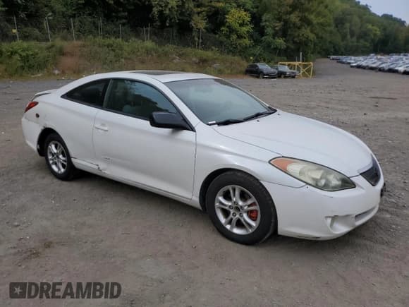 ✅ 2005 Toyota Solara SE • VIN: 4T1CE38P65U526940 • Lot: 72231934. Listed on Copart with 113,666 mi. Free auction sales archive from the USA and detailed vehicle history report at DreamBid. Image 4.