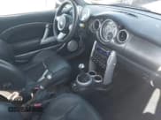 ✅ 2005 MINI Convertible S • VIN: WMWRH33525TF83816 • Лот: 42359592. Опубликован ранее на IAAI с пробегом 137 013 миль. Бесплатный доступ к архиву аукционных продаж из США и подробный отчёт об истории автомобиля на DreamBid. Изображение 5.