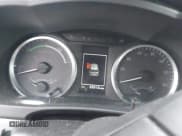 ✅ 2019 Toyota Highlander Hybrid LE • VIN: 5TDBGRFH1KS077644 • Лот: 43637310. Опубликован ранее на IAAI с пробегом 99 916 миль. Бесплатный доступ к архиву аукционных продаж из США и подробный отчёт об истории автомобиля на DreamBid. Изображение 7.