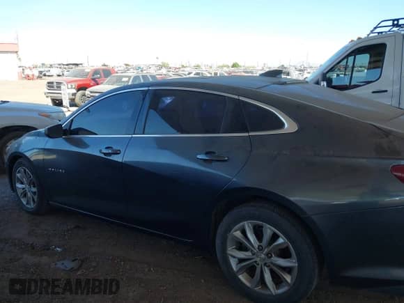 2020 Chevrolet Malibu LT с VIN 1G1ZD5STXLF044078, выставлен на аукционе IAAI как лот 43595563 с пробегом 87 585 миль миль и . История ставок и продаж доступна на DreamBid. Изображение 14.