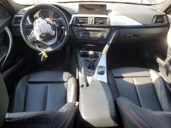 ✅ 2015 BMW 3 Series 335i xDrive • VIN: WBA3B9G51FNR99220 • Lot: 80917955. Wystawiony na Copart z przebiegiem 152 979 mil. Bezpłatny archiwum sprzedaży aukcyjnych z USA i szczegółowy raport historii pojazdu na DreamBid. Zdjęcie 8.