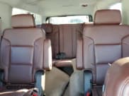 ✅ 2016 Chevrolet Suburban LTZ • VIN: 1GNSCJKC4GR352203 • Lot: 77547534. Wystawiony na Copart z przebiegiem 160 275 mil. Bezpłatny archiwum sprzedaży aukcyjnych z USA i szczegółowy raport historii pojazdu na DreamBid. Zdjęcie 10.