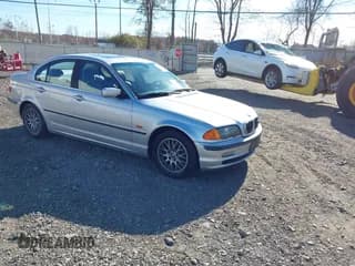 ✅ 1999 BMW 3 Series 328i • VIN: WBAAM5333XFR08717 • Lot: 43710625. Wystawiony na IAAI z przebiegiem 149 126 mil. Bezpłatny archiwum sprzedaży aukcyjnych z USA i szczegółowy raport historii pojazdu na DreamBid. Zdjęcie 1.