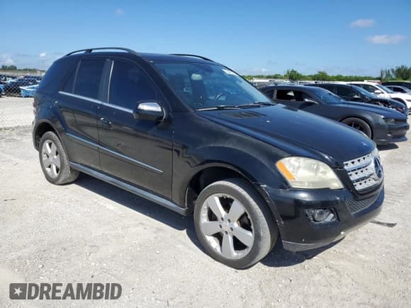 ✅ 2010 Mercedes-Benz M 350 • VIN: 4JGBB5GB5AA586158 • Лот: 84810835. Опубликован ранее на Copart с пробегом 157 673 миль. Бесплатный доступ к архиву аукционных продаж из США и подробный отчёт об истории автомобиля на DreamBid. Изображение 4.