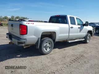 2016 Chevrolet Silverado 2500HD Work Truck z VIN 1GC2KUEG9GZ336588, wystawiony jako IAAI lot #43218377 z przebiegiem 238 156 mil mil oraz . Historia ofert i sprzedaży dostępna na DreamBid. Obrazek 4.