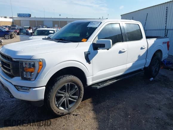 ✅ 2021 Ford F-150 XL • VIN: 1FTFW1E87MKD38082 • Lot: 42706160. Wystawiony na IAAI z przebiegiem 84 308 mil. Bezpłatny archiwum sprzedaży aukcyjnych z USA i szczegółowy raport historii pojazdu na DreamBid. Zdjęcie 2.