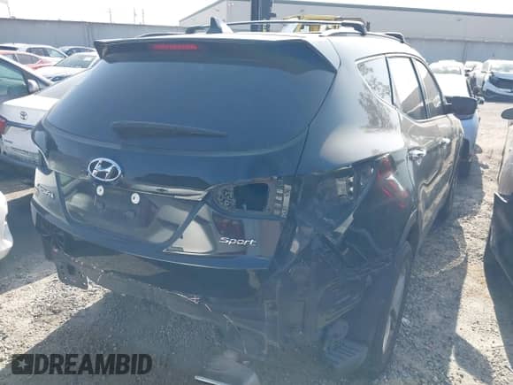 2017 Hyundai Santa Fe 2.4L z VIN 5NMZU3LBXHH012582, wystawiony jako IAAI lot #43513858 z przebiegiem 139 498 mil mil oraz . Historia ofert i sprzedaży dostępna na DreamBid. Obrazek 4.