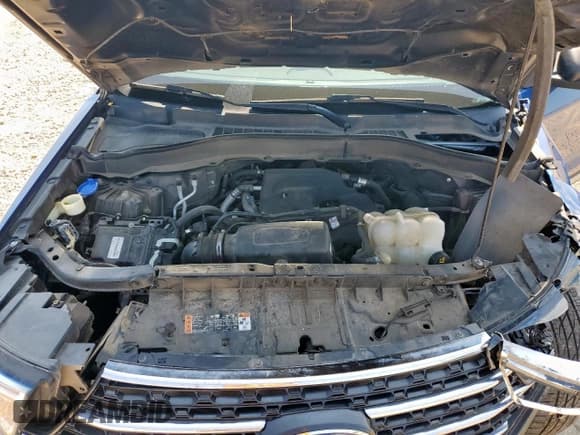 ✅ 2020 Ford Explorer XLT • VIN: 1FMSK7DH6LGB92995 • Lot: 71610875. Listed on Copart with 104,064 mi. Free auction sales archive from the USA and detailed vehicle history report at DreamBid. Image 12.